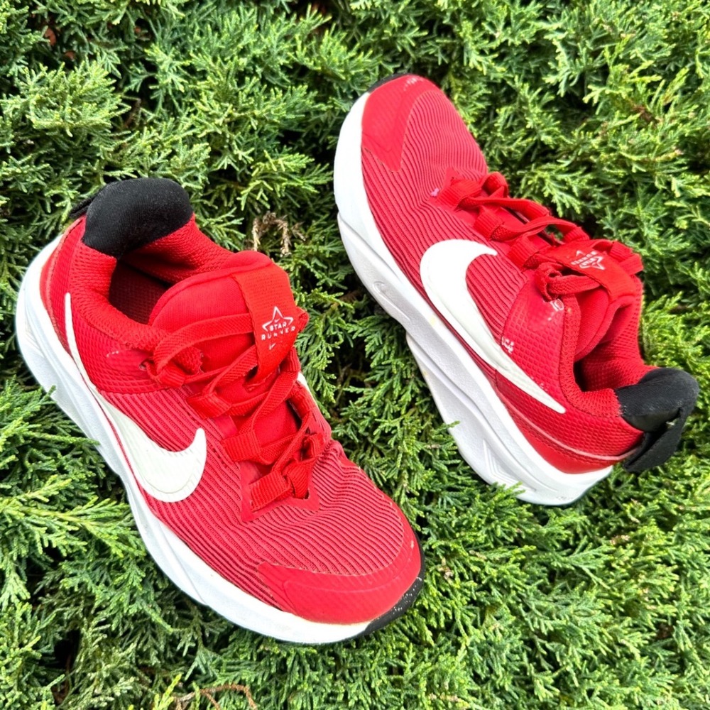 Nike Star Runner 4 Toddler Boy Sneakers Size 10.5 Red White Kids